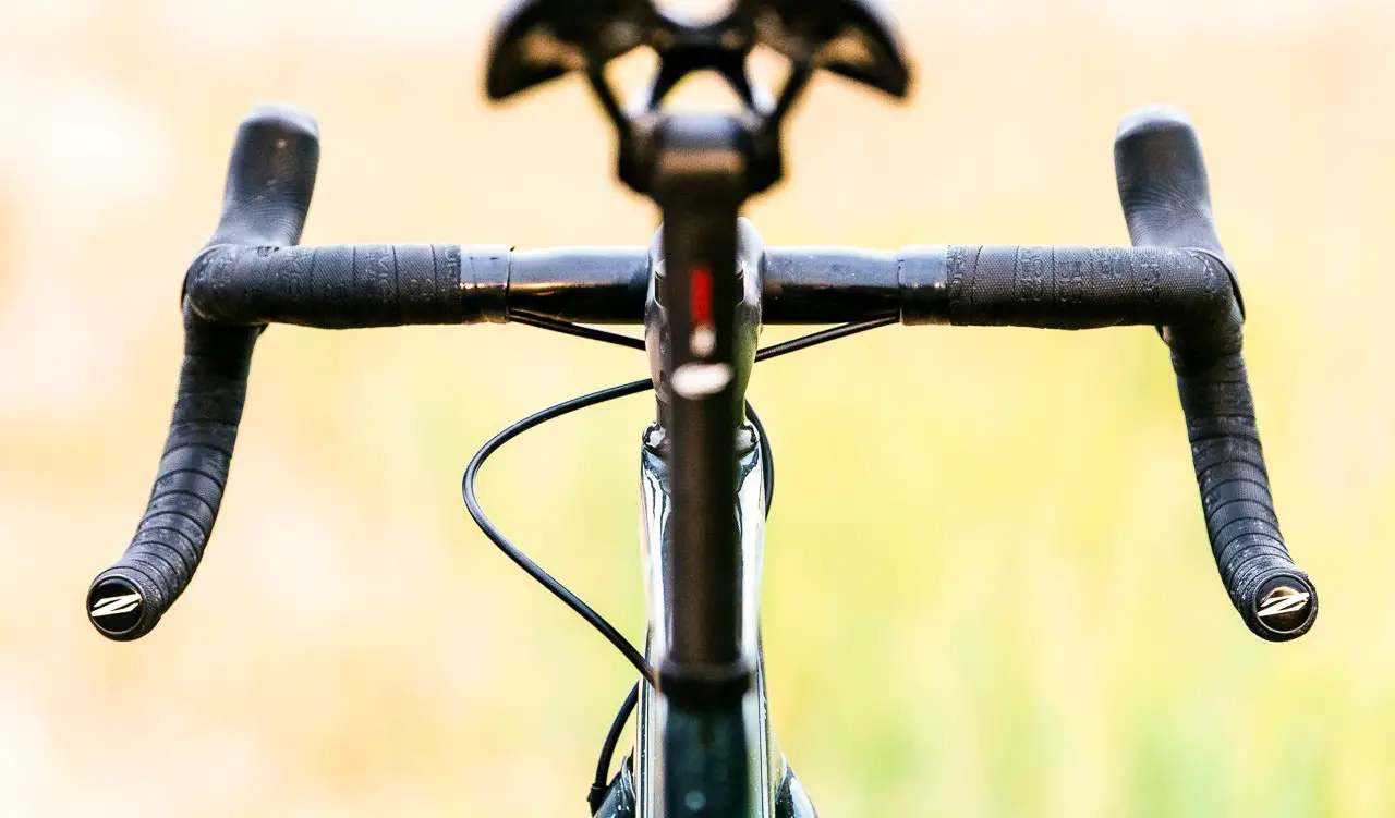 Zipp's new Service Course SL 70 XPLR gravel handlebar. photo: Zipp