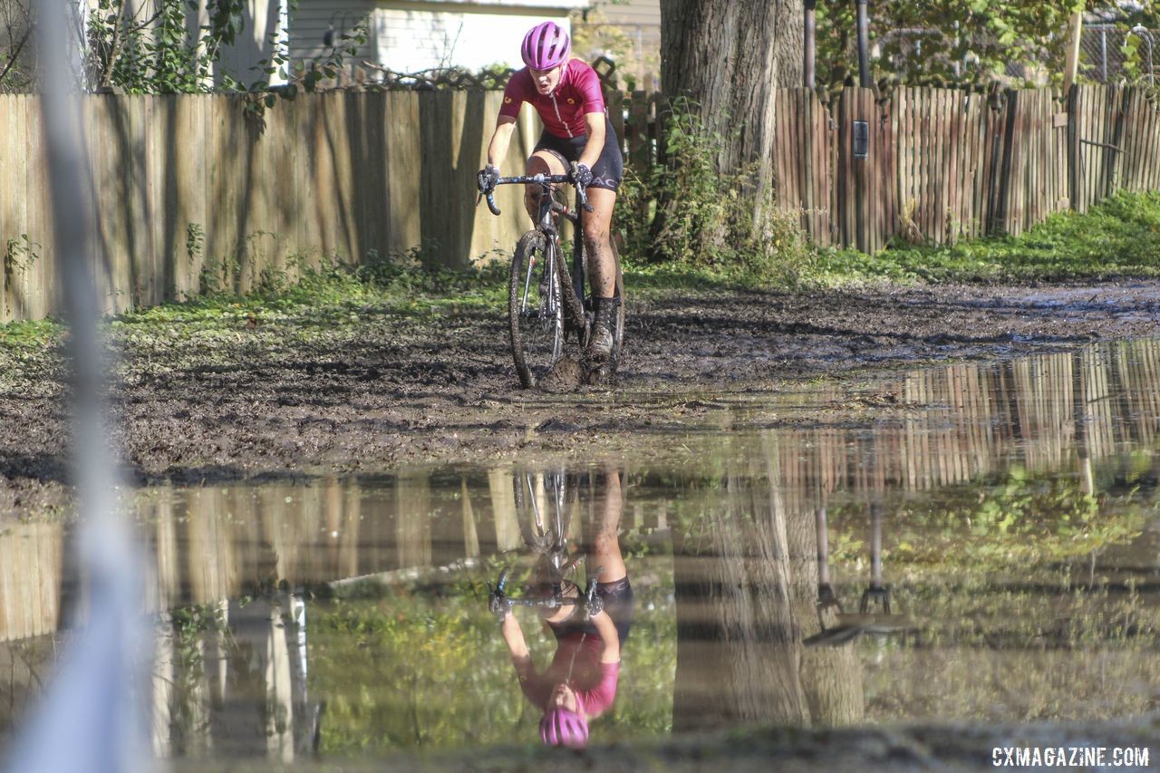 Two Sydneys for the price of one. 2019 Sunrise Park Cyclocross, Chicago Cross Cup. © Z. Schuster / Cyclocross Magazine