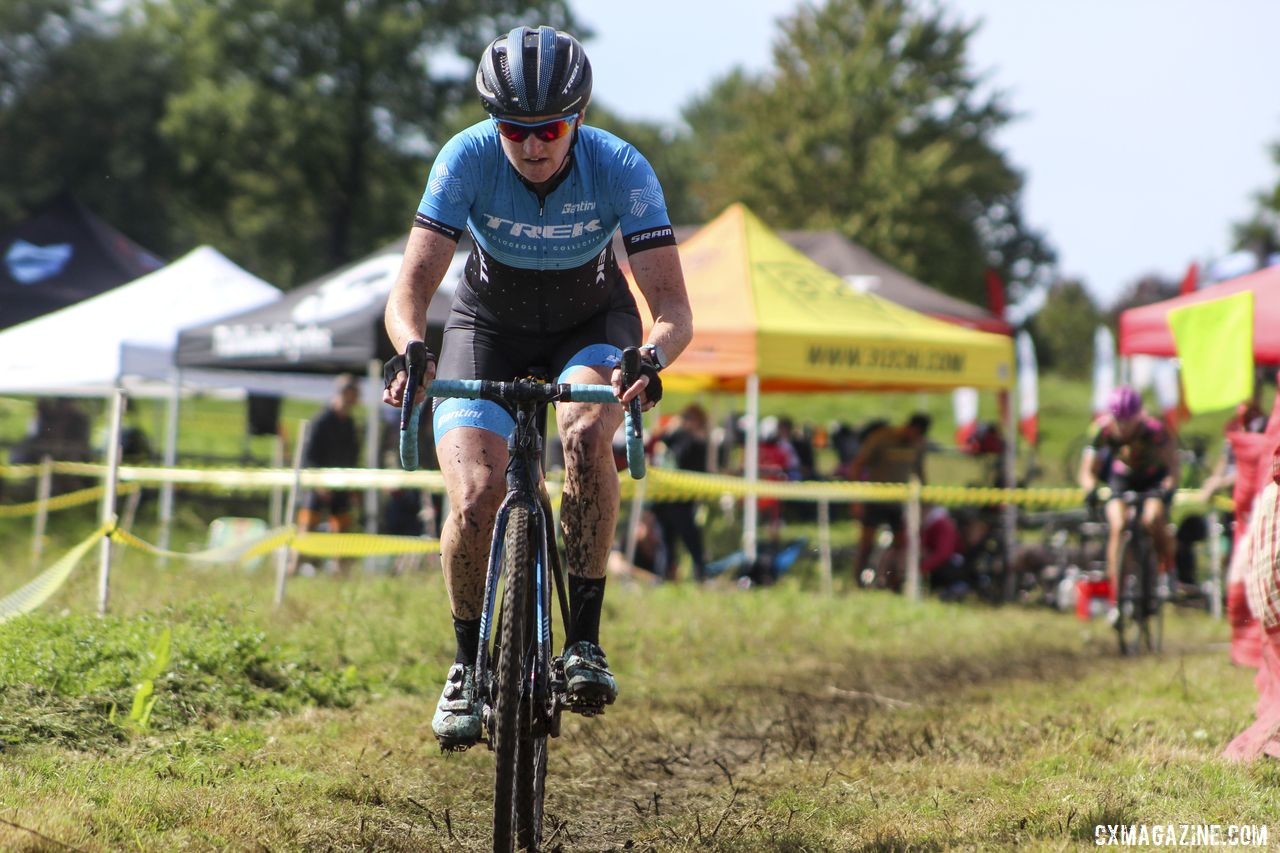 Erin Feldhausen took the win at the second Chicago Cross cup race. 2019 CCC Hopkins Park CX at Indian Lakes. © Z. Schuster / Cyclocross Magazine