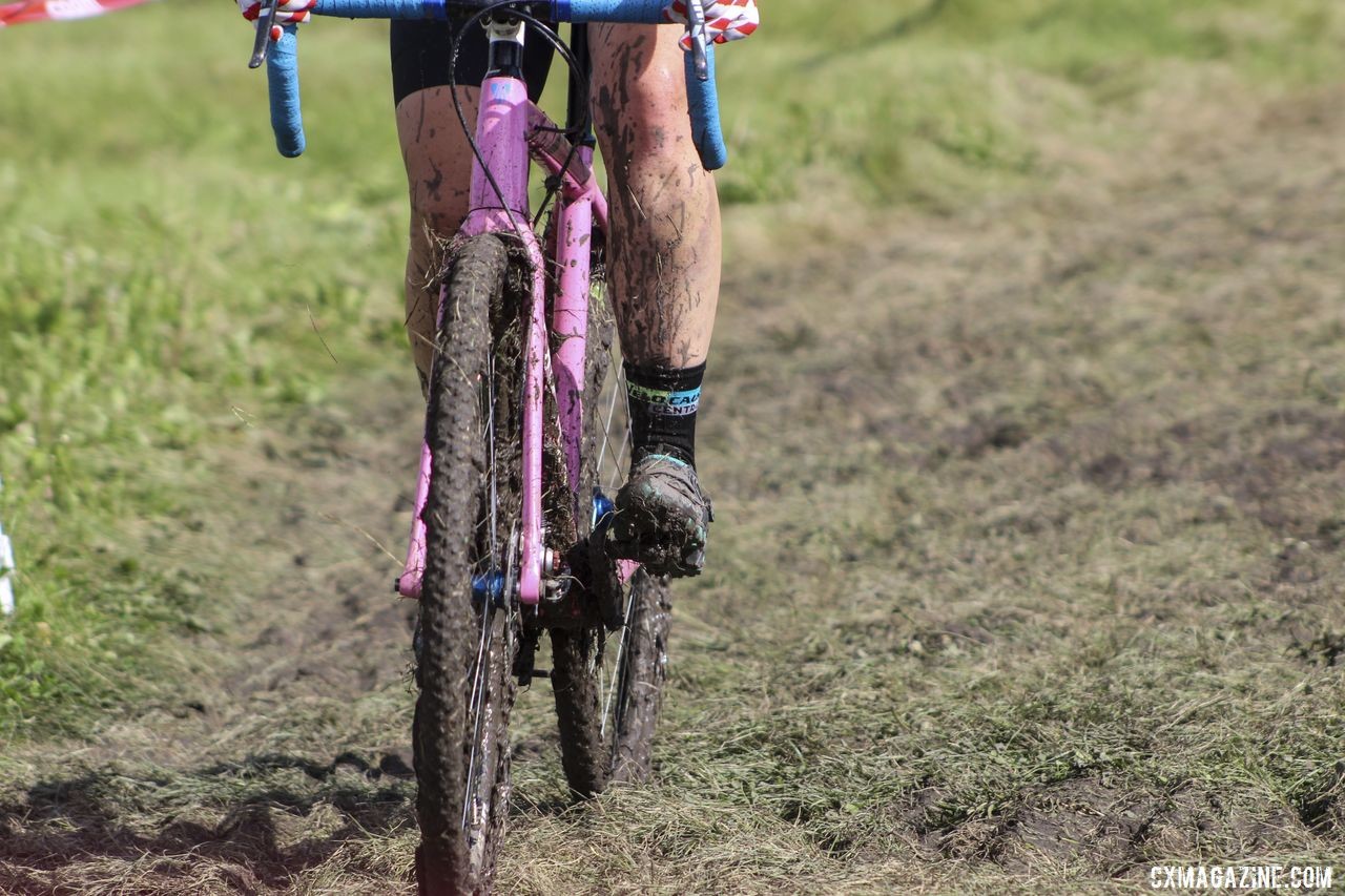 The thick mud really caked up on riders' bikes. 2019 CCC Hopkins Park CX at Indian Lakes. © Z. Schuster / Cyclocross Magazine