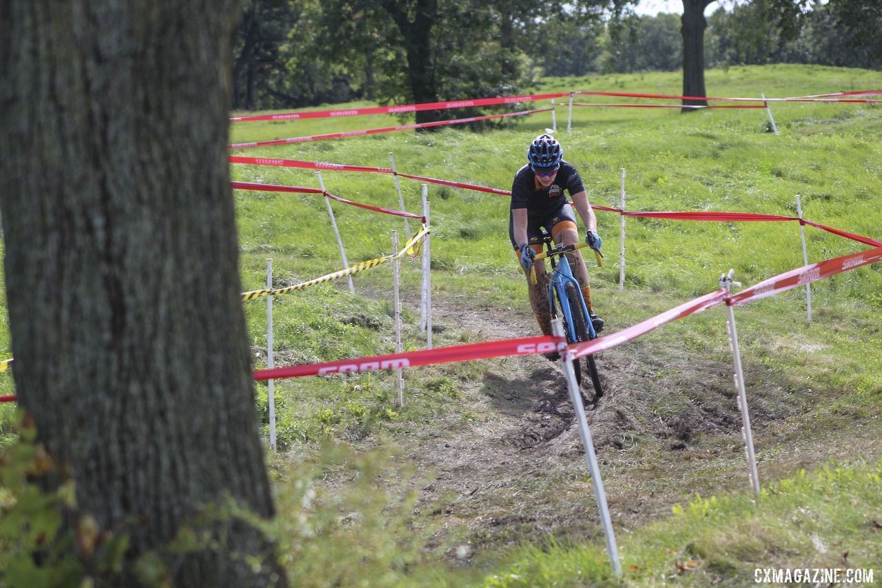 The race at an old golf course gave new meaning to "in the rough." 2019 CCC Hopkins Park CX at Indian Lakes. © Z. Schuster / Cyclocross Magazine
