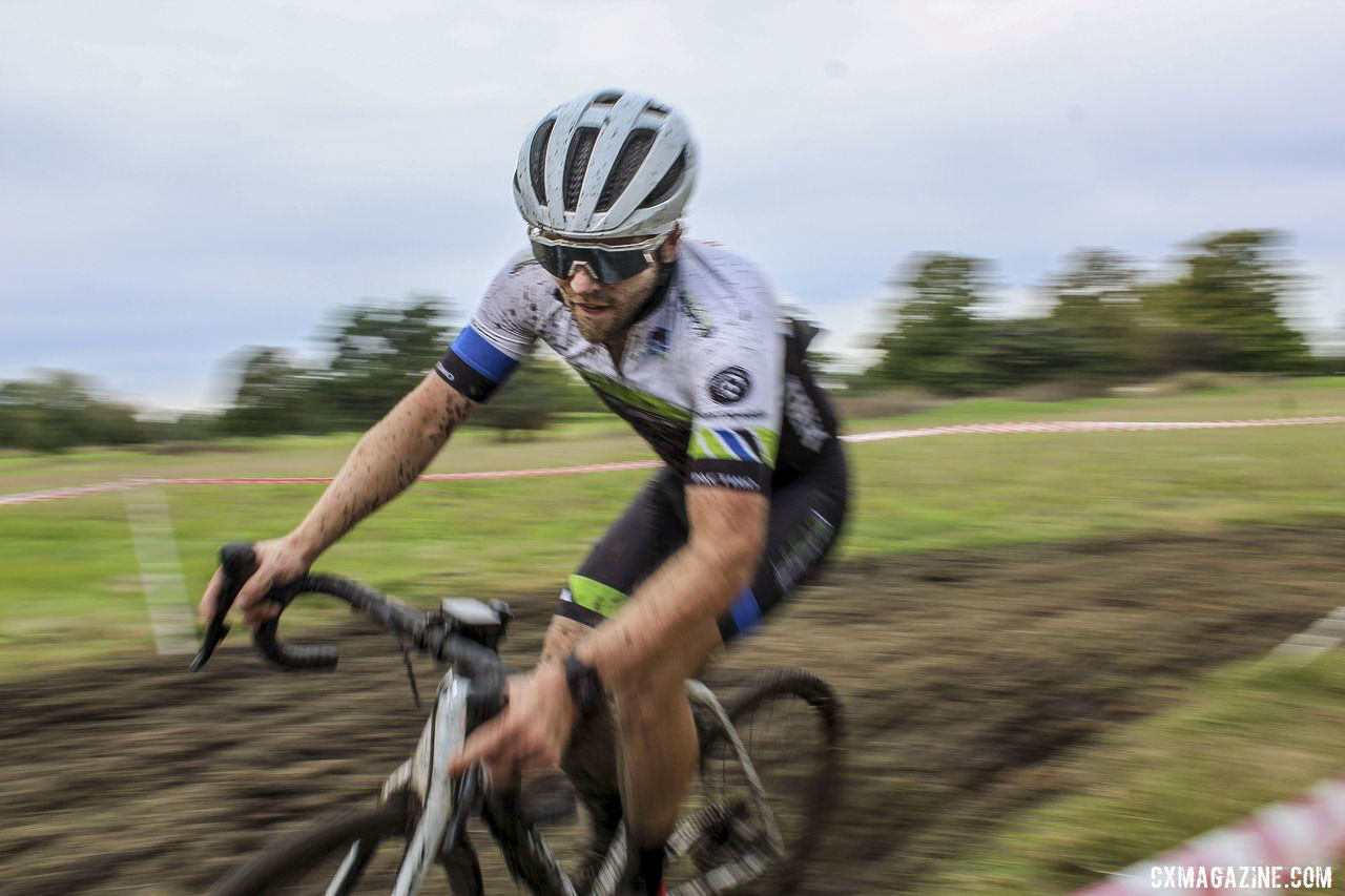 Matt Riley stayed focused during his impressive 2nd-place ride. 2019 CCC Hopkins Park CX at Indian Lakes. © Z. Schuster / Cyclocross Magazine