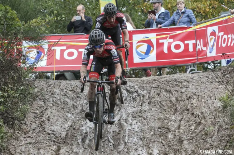 Eli Iserbyt and Daan Soete led the way early on. 2019 Superprestige Gieten. © B. Hazen / Cyclocross Magazine