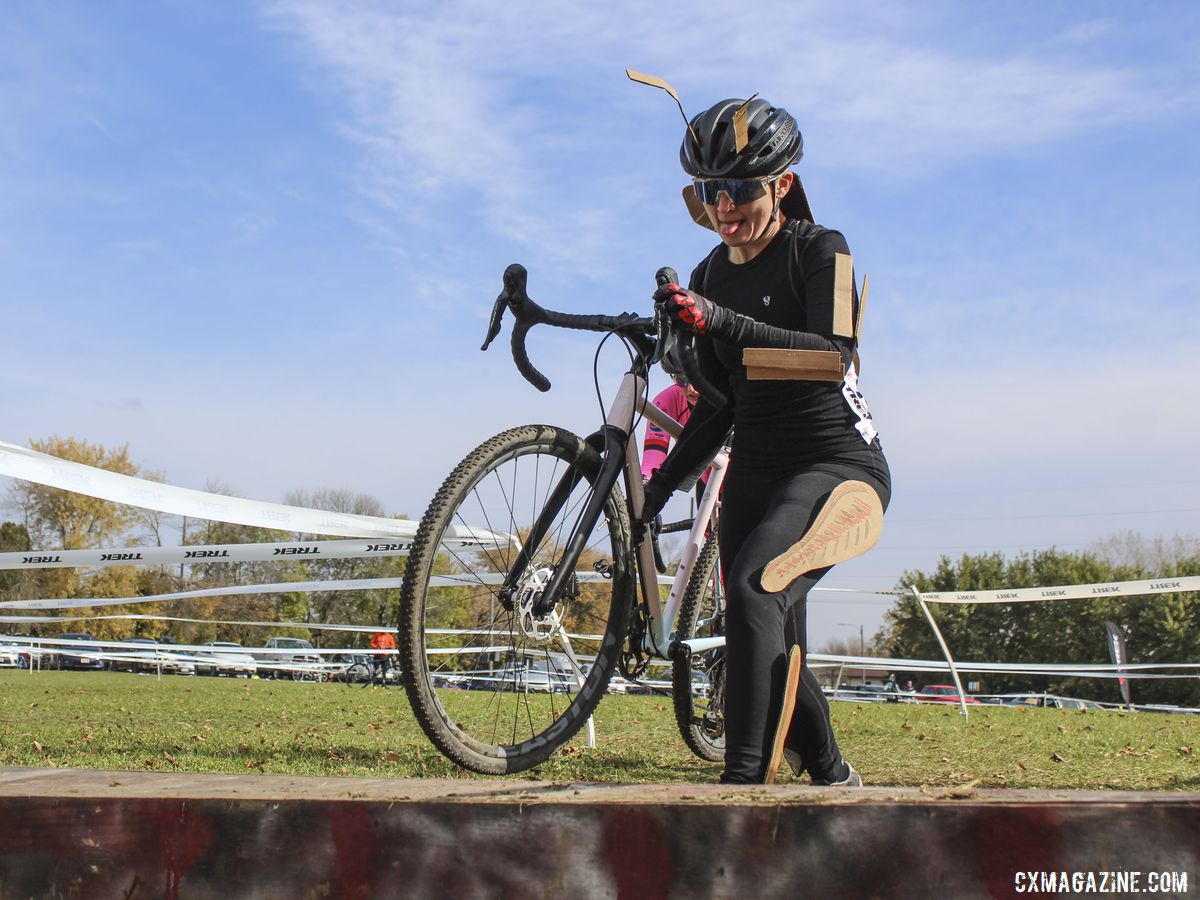 Every cyclocross series needs a good Halloween race. 2019 Cross Fire Halloween Race, Wisconsin. © Z. Schuster / Cyclocross Magazine