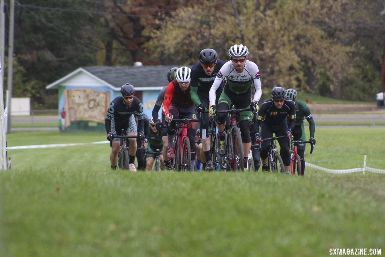 Corey Stelljes leads the groupo compacto after the holeshot. 2019 Cross Fire Halloween Race, Wisconsin. © Z. Schuster / Cyclocross Magazine
