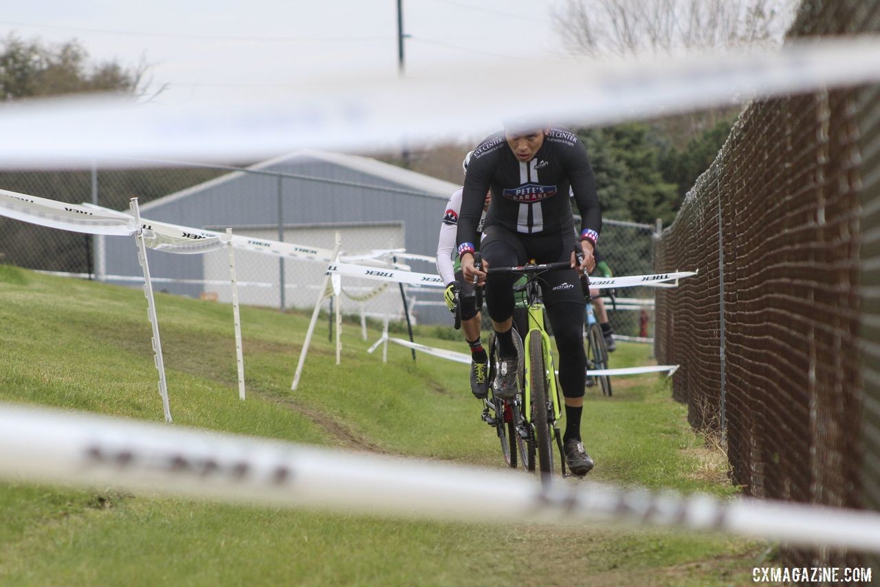 Cole House rode strong and appeared set to take over the race early on. 2019 Cross Fire Halloween Race, Wisconsin. © Z. Schuster / Cyclocross Magazine