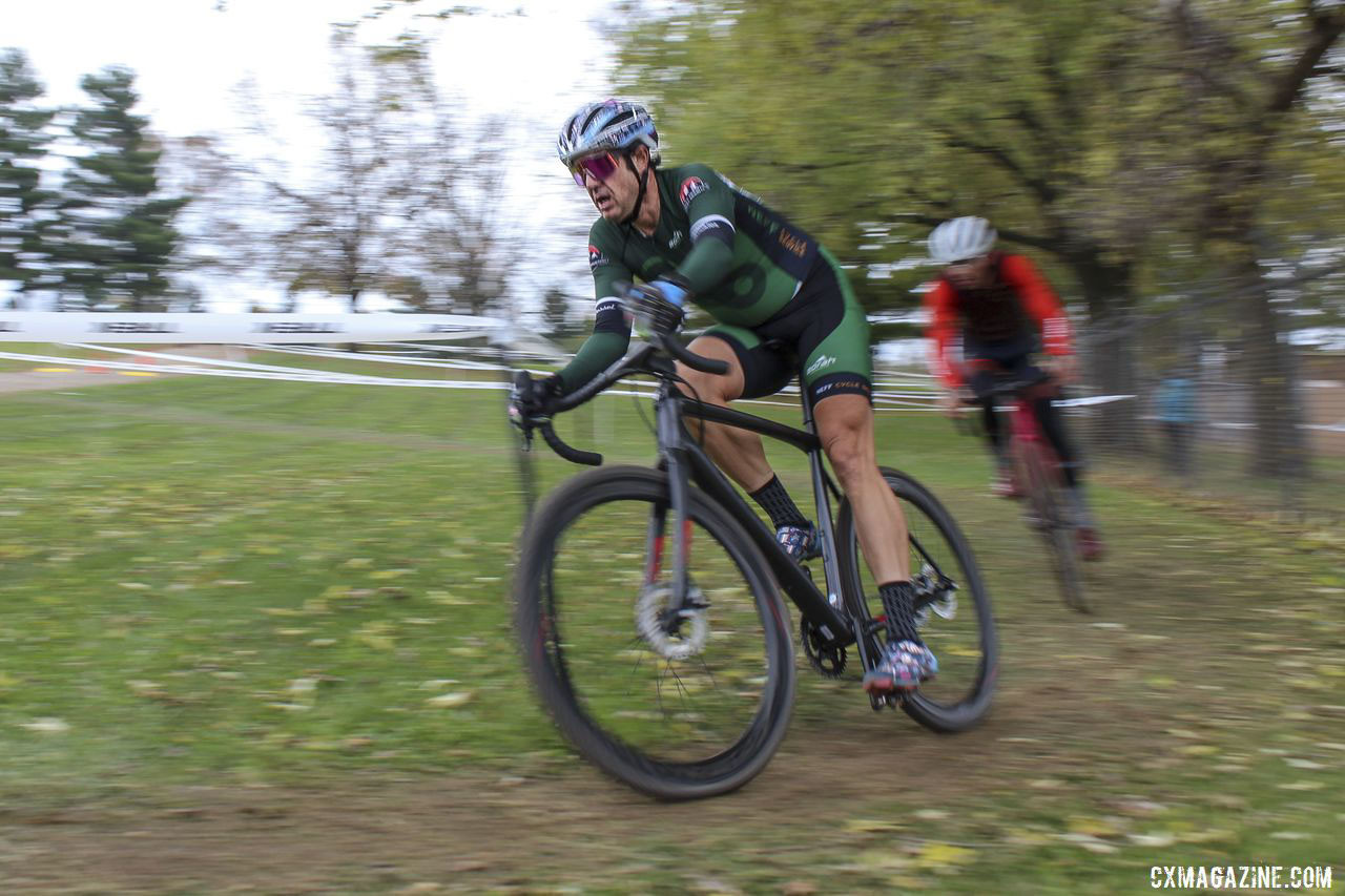 Narayan Mahon won the battle for fourth. 2019 Cross Fire Halloween Race, Wisconsin. © Z. Schuster / Cyclocross Magazine