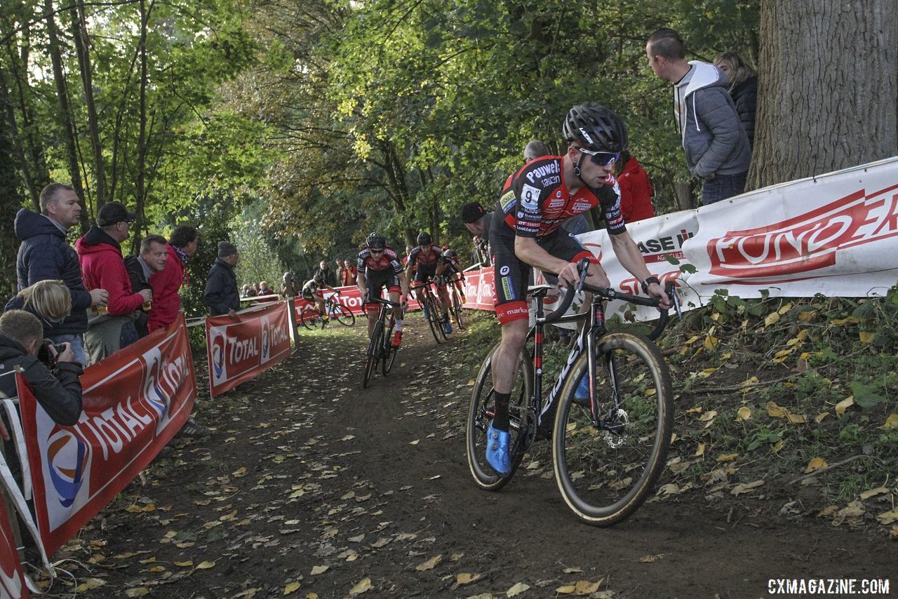 Eli Iserbyt pushes to create a gap. 2019 Superprestige Gavere. © B. Hazen / Cyclocross Magazine