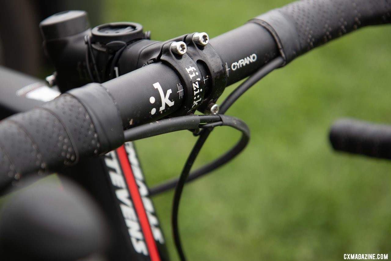 Vermeersch's cockpit included an alloy Fizik Cyrano handlebar. Gianni Vermeersch's Stevens Super Prestige cyclocross bike. © A. Yee / Cyclocross Magazine