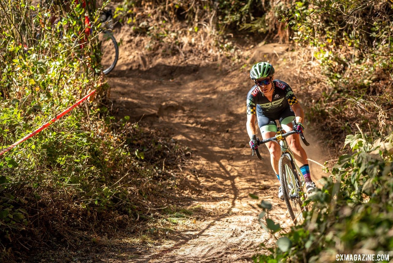 Caroline Nolan was able to forget about the fires for a moment during Sutf City CX. © Jeff Vander Stucken