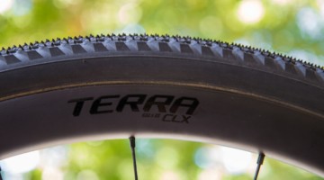 The 25mm-wide Terra CLX with a Specialized Trigger 38mm gravel tire. © A. Yee / Cyclocross Magazine