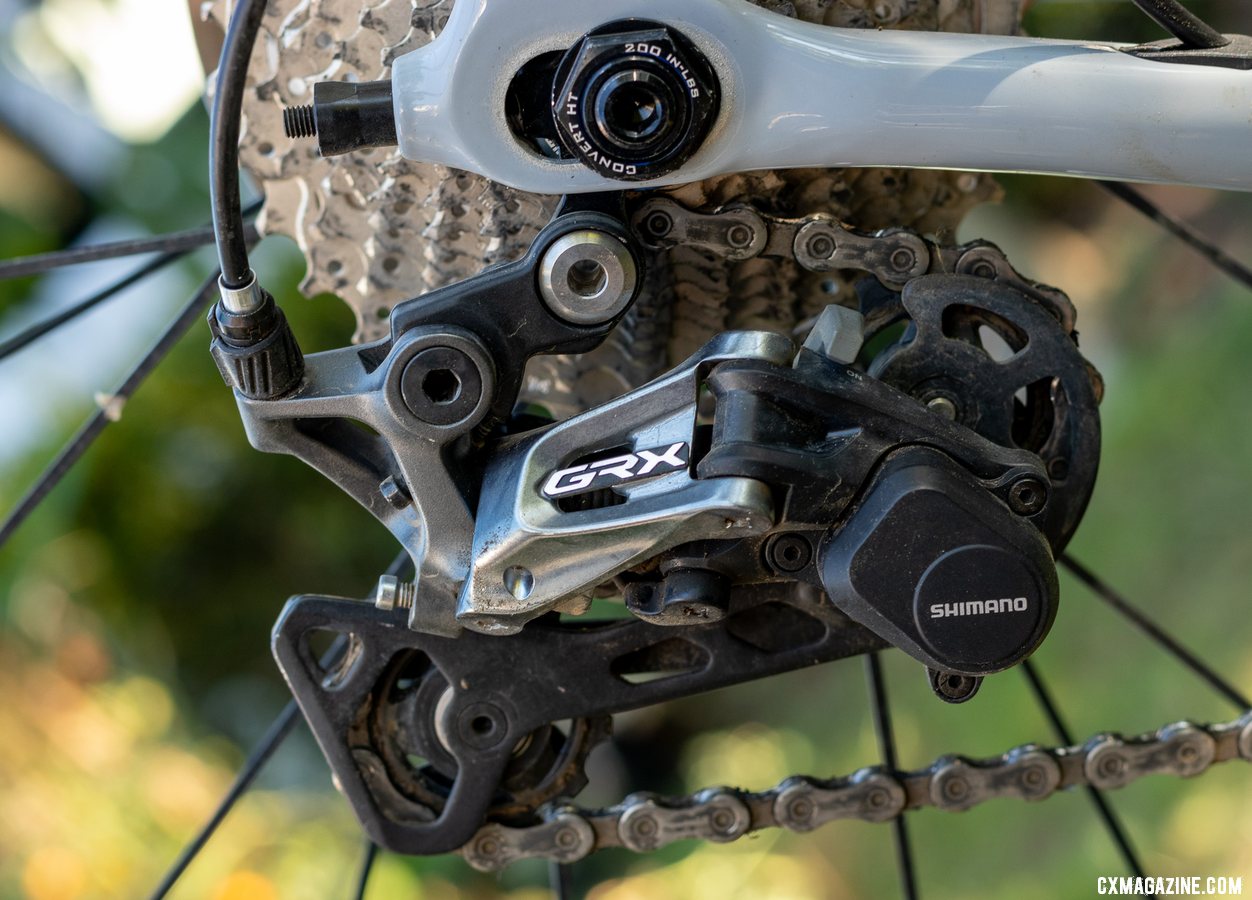 Shimano's gravel-oriented GRX mechanical components include a 1x and 2x rear derailleur. Due to a mix-up, our test bike came with a 1x derailleur paired with the 2x crankset. It shifted well, but was more challenged with chain wrap duties. © A. Yee / Cyclocross Magazine