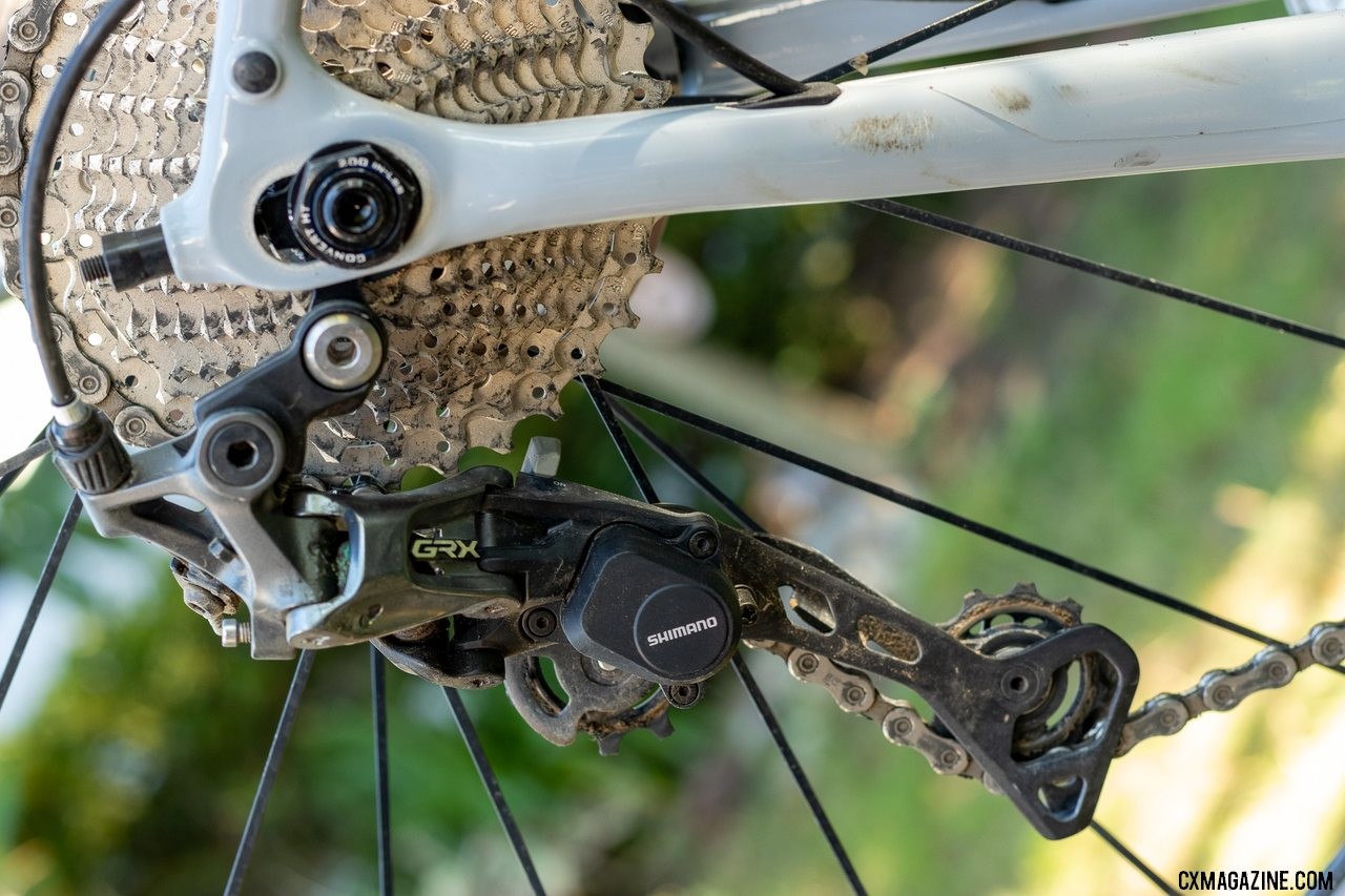 Shimano's gravel-oriented GRX mechanical components include a 1x and 2x rear derailleur. The RX812 pictured is designed for 1x drivetrains and rear cassettes with up to a 42t large cog. © A. Yee / Cyclocross Magazine