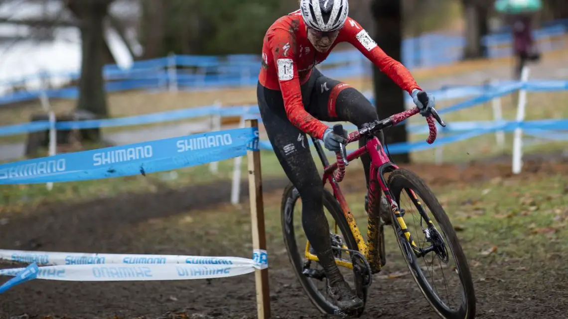 Maghalie Rochette mastered the mud at the 2019 Pan-American Cyclocross Championships. © Nick Iwanyshyn