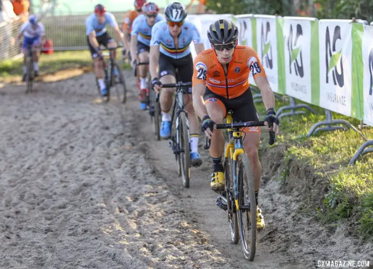 Lars van der Haar leads a group through one of the packed-down sand sections. 2019 European Cyclocross Championships, Silvelle, Italy. © B. Hazen / Cyclocross Magazine