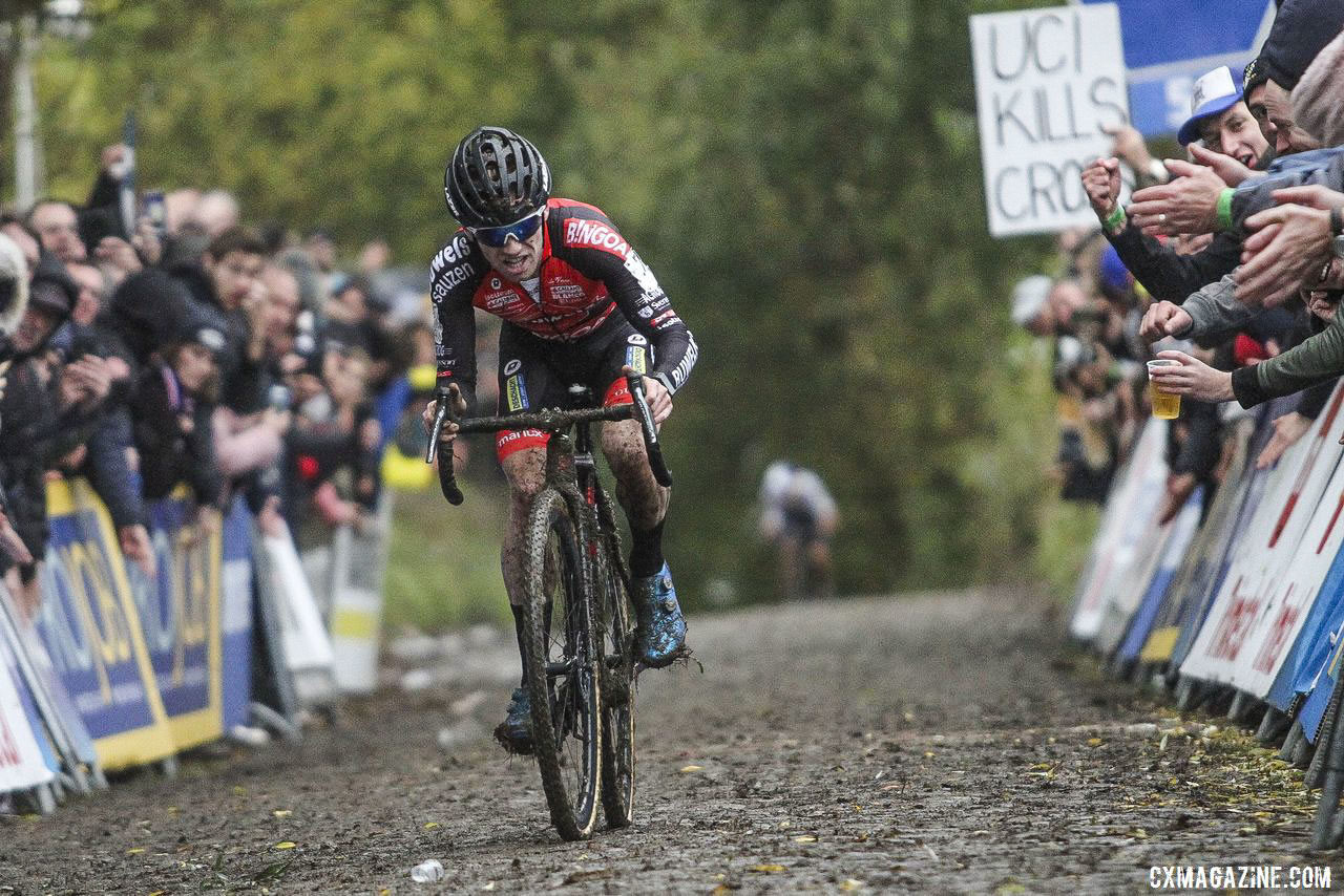 Eli Iserbyt pushed hard through the finishing climb before taking time to celebrate. 2019 DVV Trofee Koppenbergcross. © B. Hazen / Cyclocross Magazine