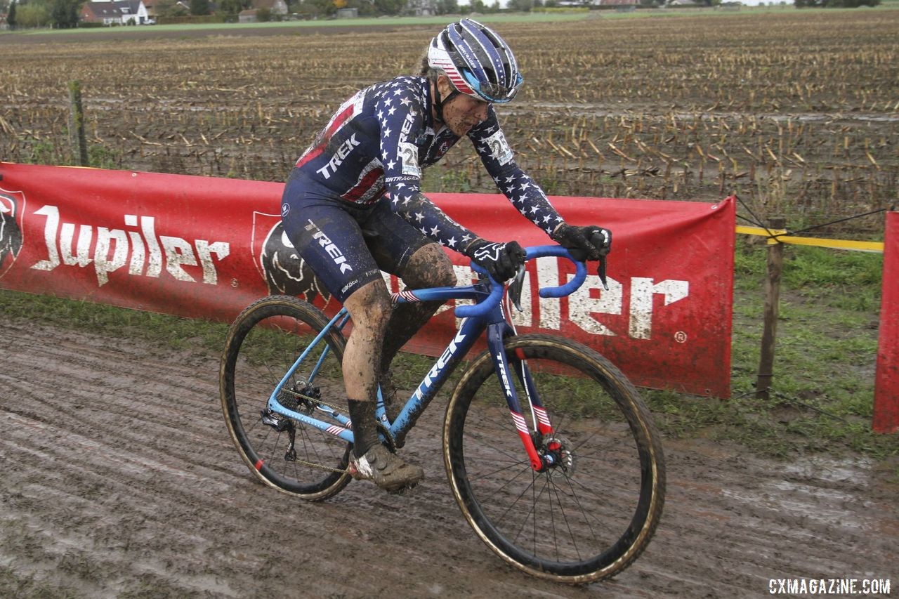 The Ruddervoorde field riding course was on the edge of a field. 2019 Superprestige Ruddervoorde. © B. Hazen / Cyclocross Magazine