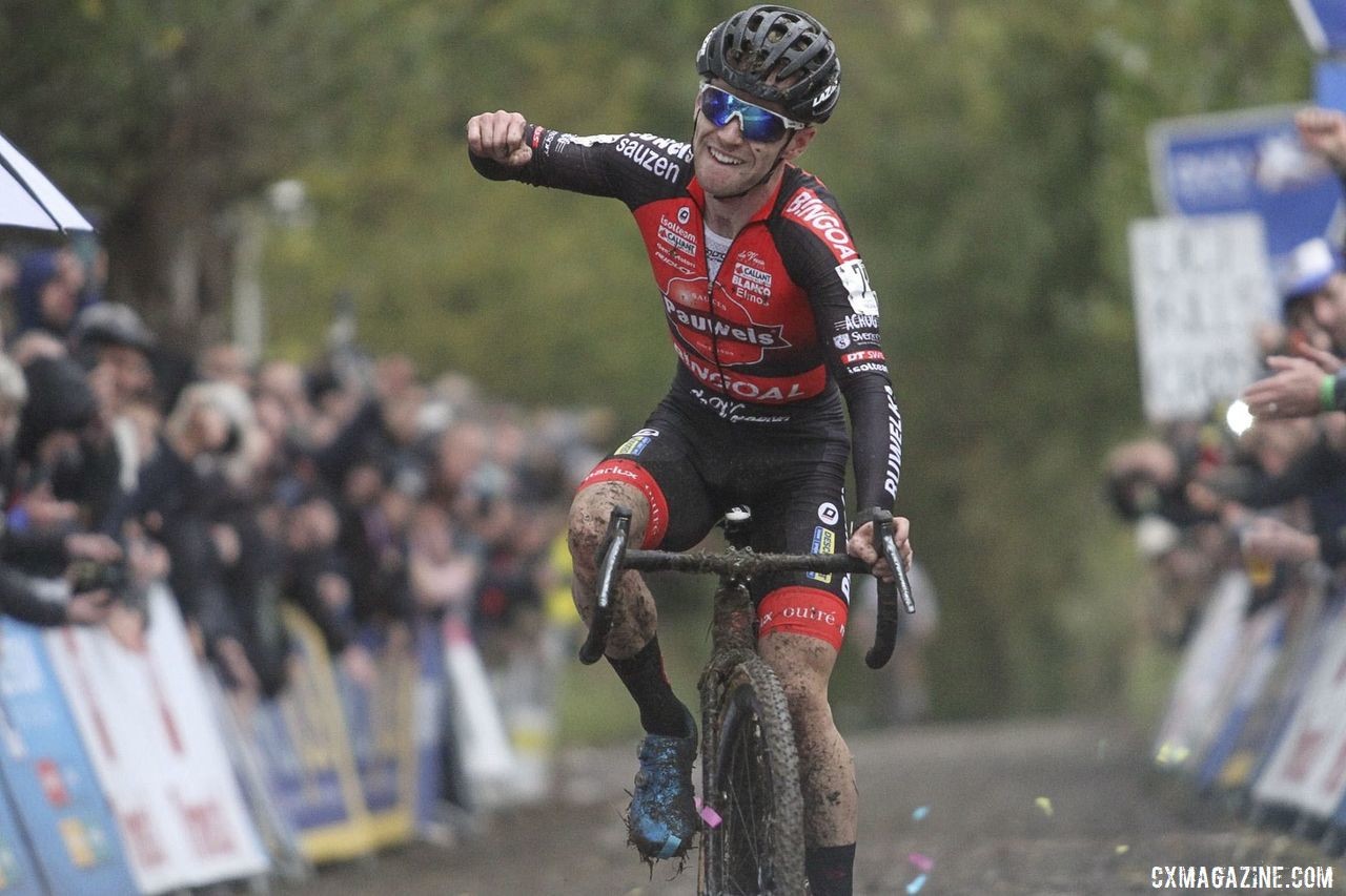 Iserbyt celebrates his latest win. 2019 Koppenbergcross. © B. Hazen / Cyclocross Magazine