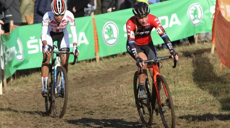 Saturday's race came down to Annemarie Worst and Ceylin Alvarado. 2019 World Cup Tabor. © B. Hazen / Cyclocross Magazine