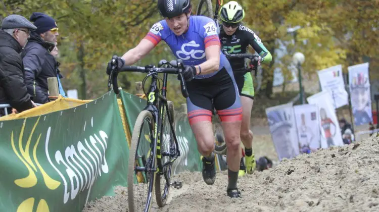 At least in theory, Coogan Cisek is ready for the running at World Cup Koksijde. © B. Hazen / Cyclocross Magazine