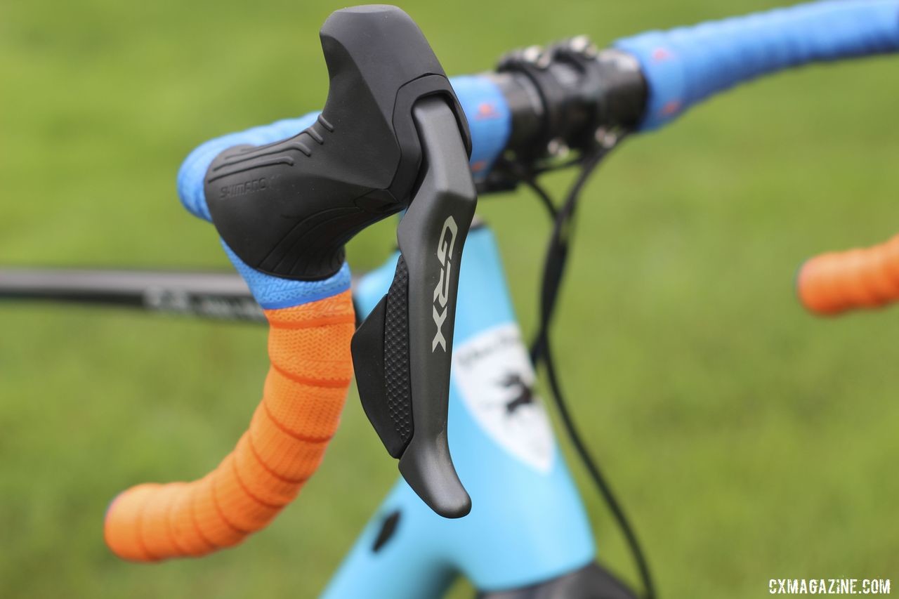 Gilbert used the new GRX RX810 brake levers designed to help with braking while on the hoods. Sunny Gilbert's 2019/20 Van Dessel Full Tilt Boogie. © Z. Schuster / Cyclocross Magazine