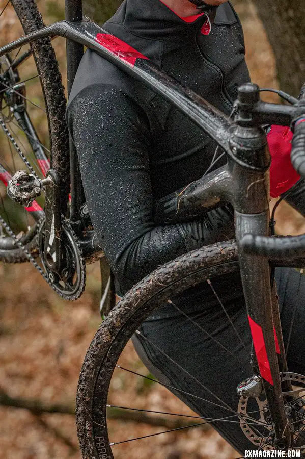 Mike Garrigan's LASTIG brand offers up a cyclocross-specific jacket that features low-bulk sleeves for bike shouldering, forearm pull tabs, a taller collar and DWR coating.