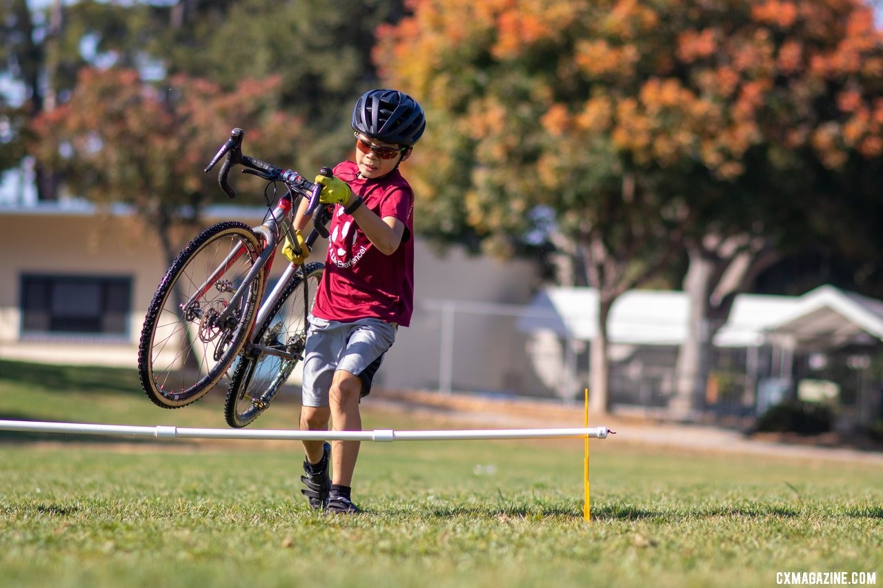 The Up.Bike portable barriers make for easy barrier practice - running or hopping. © A. Yee / Cyclocross Magazine