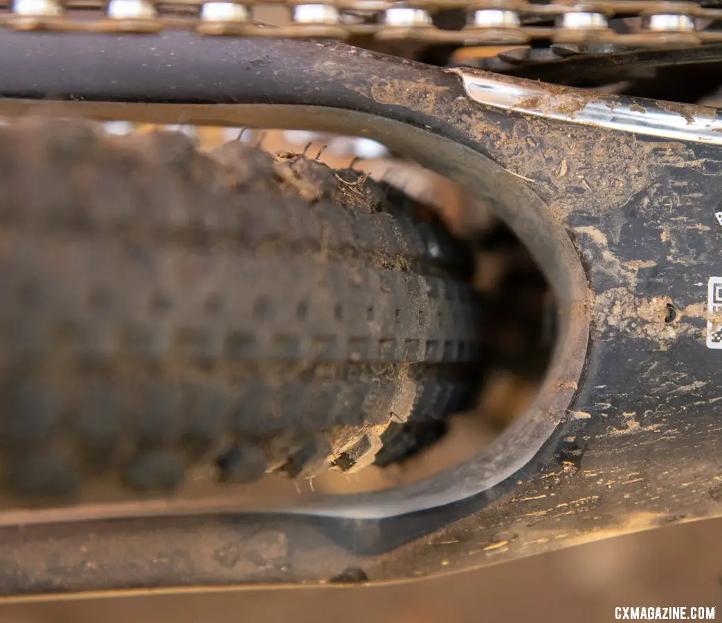 Minimum tire clearance gravel bike sales
