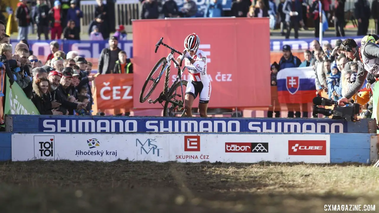 Ceylin del Carmen Alvarado led into the barriers in the first lap. 2019 World Cup Tabor, Czech Republic. © B. Hazen / Cyclocross Magazine