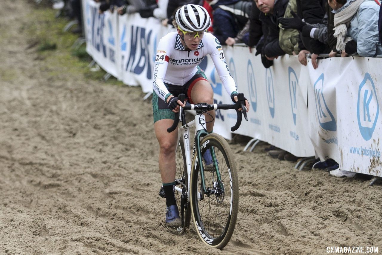 Kaitie Keough finished 19th on Sunday. 2019 World Cup Koksijde. © B. Hazen / Cyclocross Magazine