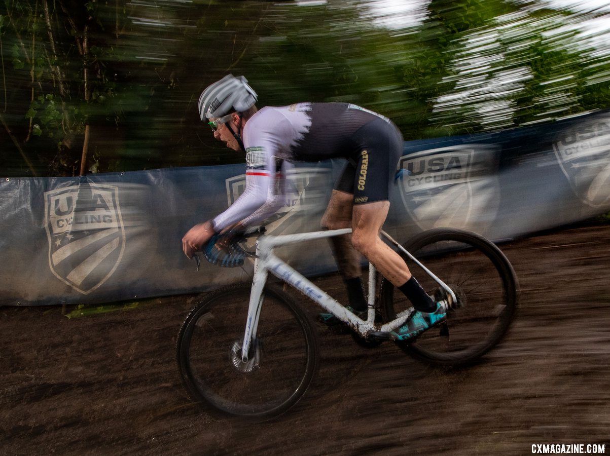 Eric Brunner is a blur as he races down the greasy bobsled run. Collegiate Club Men. 2019 Cyclocross National Championships, Lakewood, WA. © A. Yee / Cyclocross Magazine