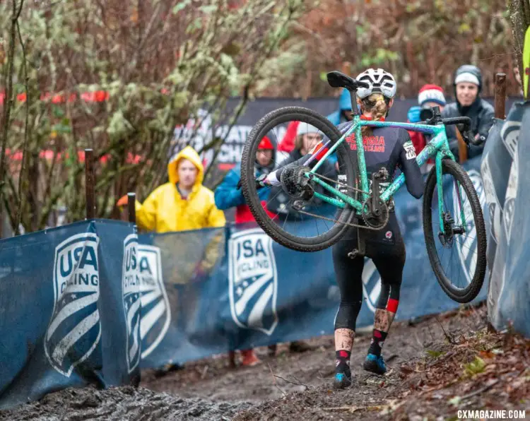 Sometimes it's just easier to run. Collegiate Club Women. 2019 Cyclocross National Championships, Lakewood, WA. © A. Yee / Cyclocross Magazine