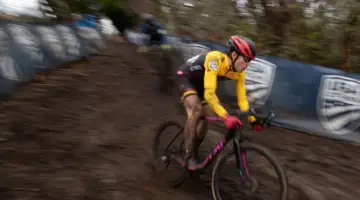 Scott Funston maintains focus as he rounds the bend of the chicane downhill. Collegiate Varsity Men. 2019 Cyclocross National Championships, Lakewood, WA. © A. Yee / Cyclocross Magazine