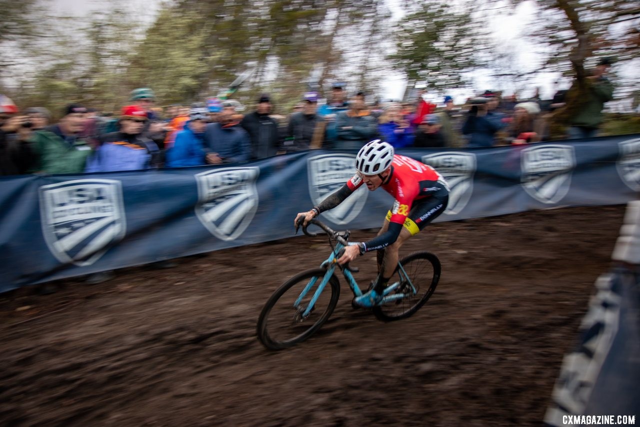 Hecht got a gap after a bit of bad luck for Werner. Elite Men. 2019 Cyclocross National Championships, Lakewood, WA. © A. Yee / Cyclocross Magazine