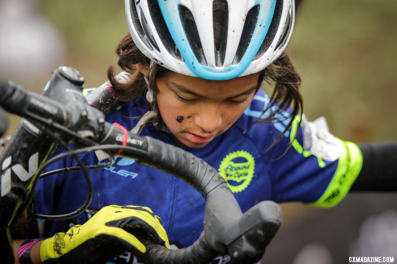 Sarah Vargas nears the top of the run-up. Junior Women 11-12. 2019 Cyclocross National Championships, Lakewood, WA. © D. Mable / Cyclocross Magazine
