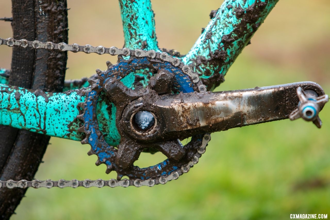 Mullins used a well worn Shimano XT crankset in Lakewood. Kira Mullins' Junior Women 11-12 wiining bike. 2019 USA Cycling Cyclocross National Championships bike profiles, Lakewood, WA. © A. Yee / Cyclocross Magazine