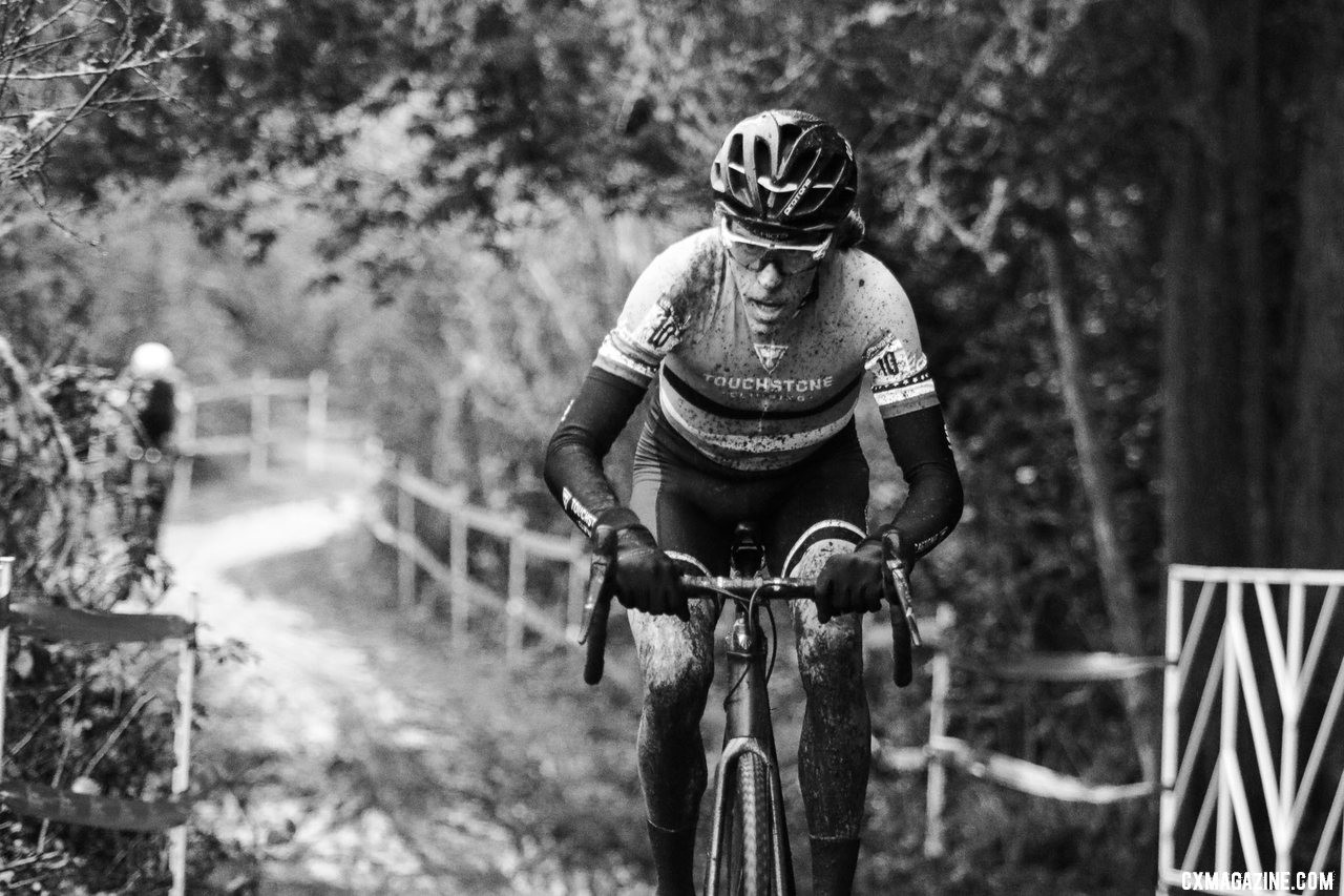 Jonathan Baker makes his break after the top of the second run up. Masters Men 45-49. 2019 Cyclocross National Championships, Lakewood, WA. © D. Mable / Cyclocross Magazine