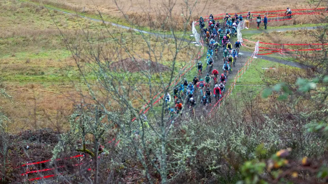 Masters Men 45-49 was one of the biggest fields of the day. 2019 Cyclocross National Championships, Lakewood, WA. © A. Yee / Cyclocross Magazine