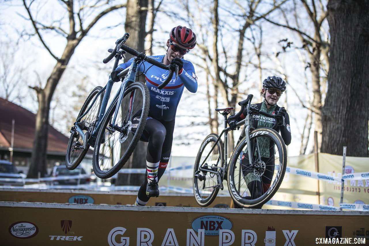 Ruby West and Lizzy Gunsalus battled for second, with Gunsalus ultimately taking the Day 1 silver. 2019 NBX Gran Prix of Cross Day 1. © Angelica Dixon