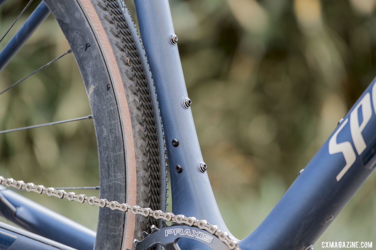 The seat tube features triple cage mounts for versatility. 2020 Specialized Diverge Expert Gravel Bike. © C. Lee / Cyclocross Magazine