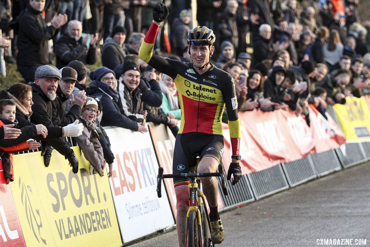 Toon Aerts was tops in the last lap to win at Zonhoven. 2019 Superprestige Zonhoven. © B. Hazen / Cyclocross Magazine