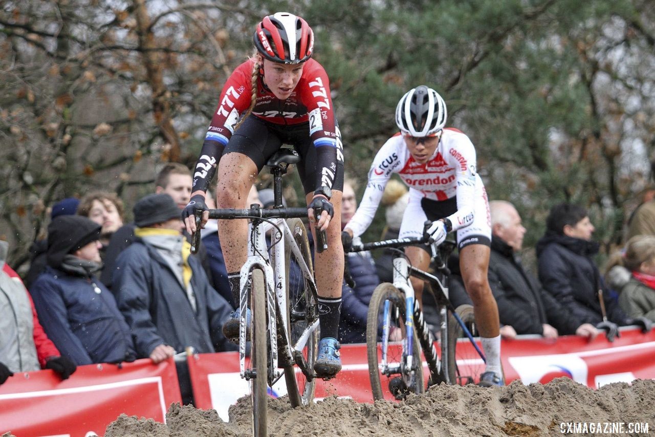 Worst and Alvarado got a gap in the final lap. 2019 Superprestige Zonhoven. © B. Hazen / Cyclocross Magazine