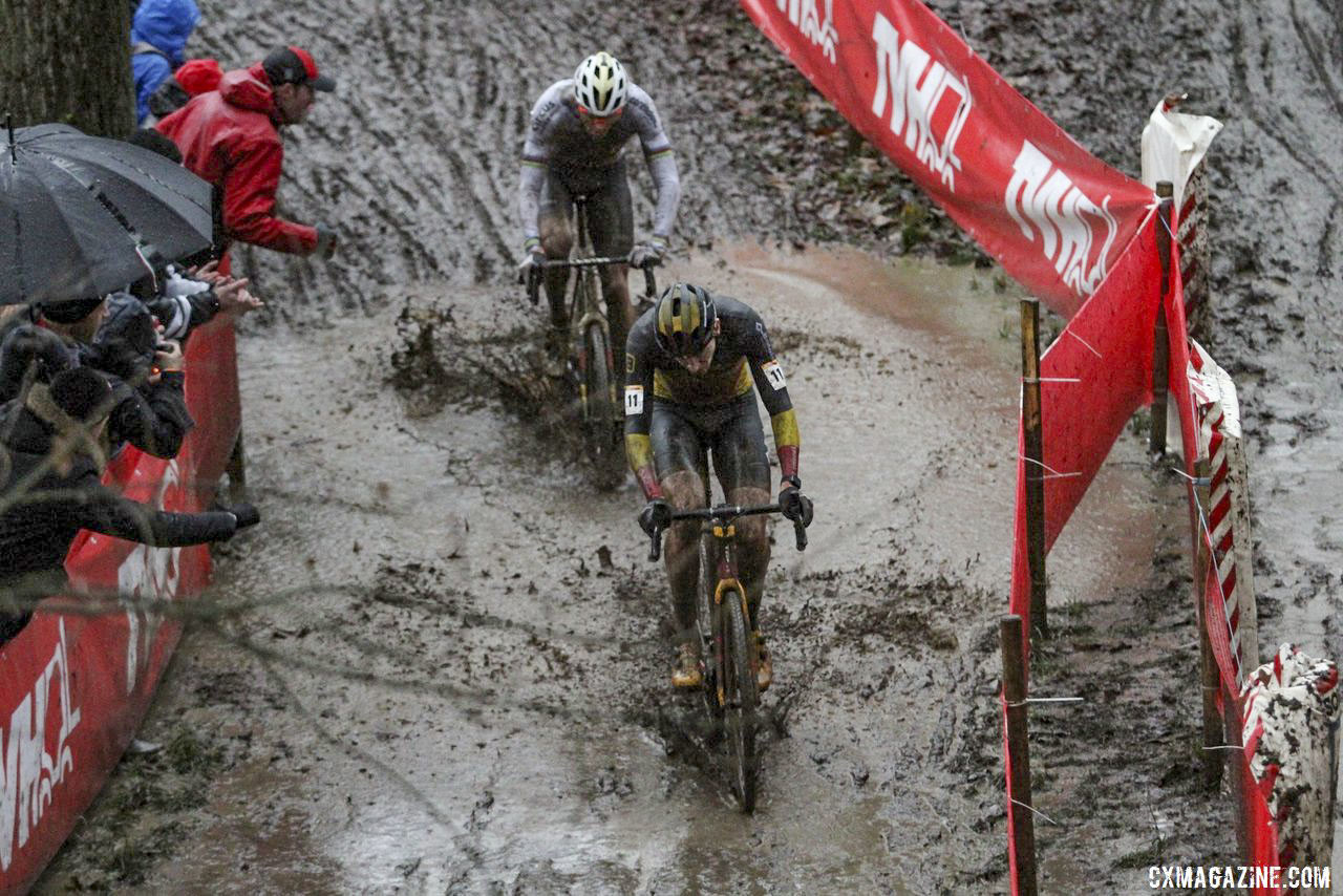 Toon Aerts put pressure on early in the race. 2019 World Cup Namur. © B. Hazen / Cyclocross Magazine