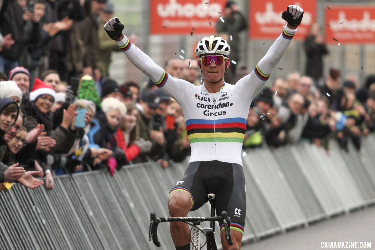 Mathieu van der Poel celebrates his Zolder win. 2019 World Cup Zolder. © B. Hazen / Cyclocross Magazine