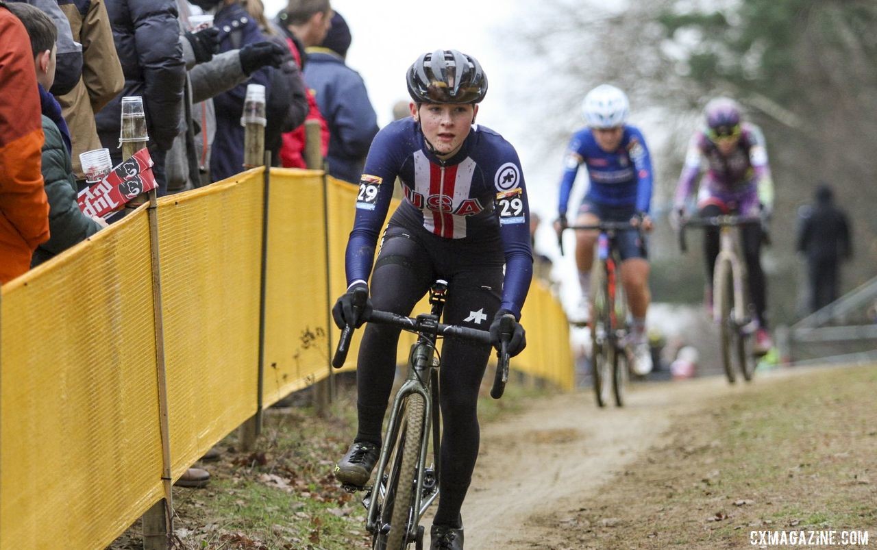 Lizzy Gunsalus at 2019 World Cup Zolder. © B. Hazen / Cyclocross Magazine