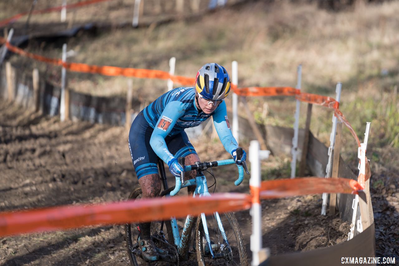 Ellen Noble said there are a number of positives she is hoping to take with her from this challenging season. 2019 Ruts n' Guts. © P. Means / Cyclocross Magazine