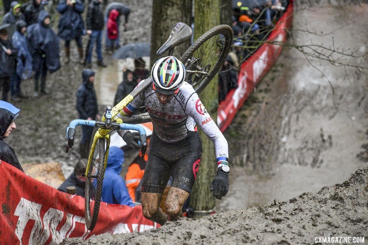 Namur proved a challenging race for Werner and all competitors this year. 2019 Namur UCI Cyclocross World Cup. © B. Hazen / Cyclocross Magazine