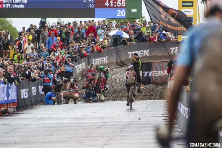 Photographers go every which way after the scrum but end up back at the finish line at the end of the race. © Z. Schuster / Cyclocross Magazine