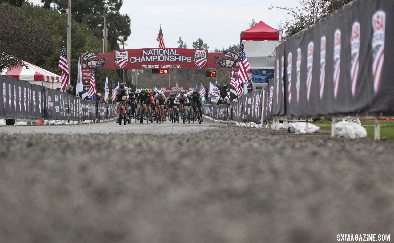 Hawkeye Seamus O'Connorwalker led the charge down the start straight. © Z. Schuster / Cyclocross Magazine