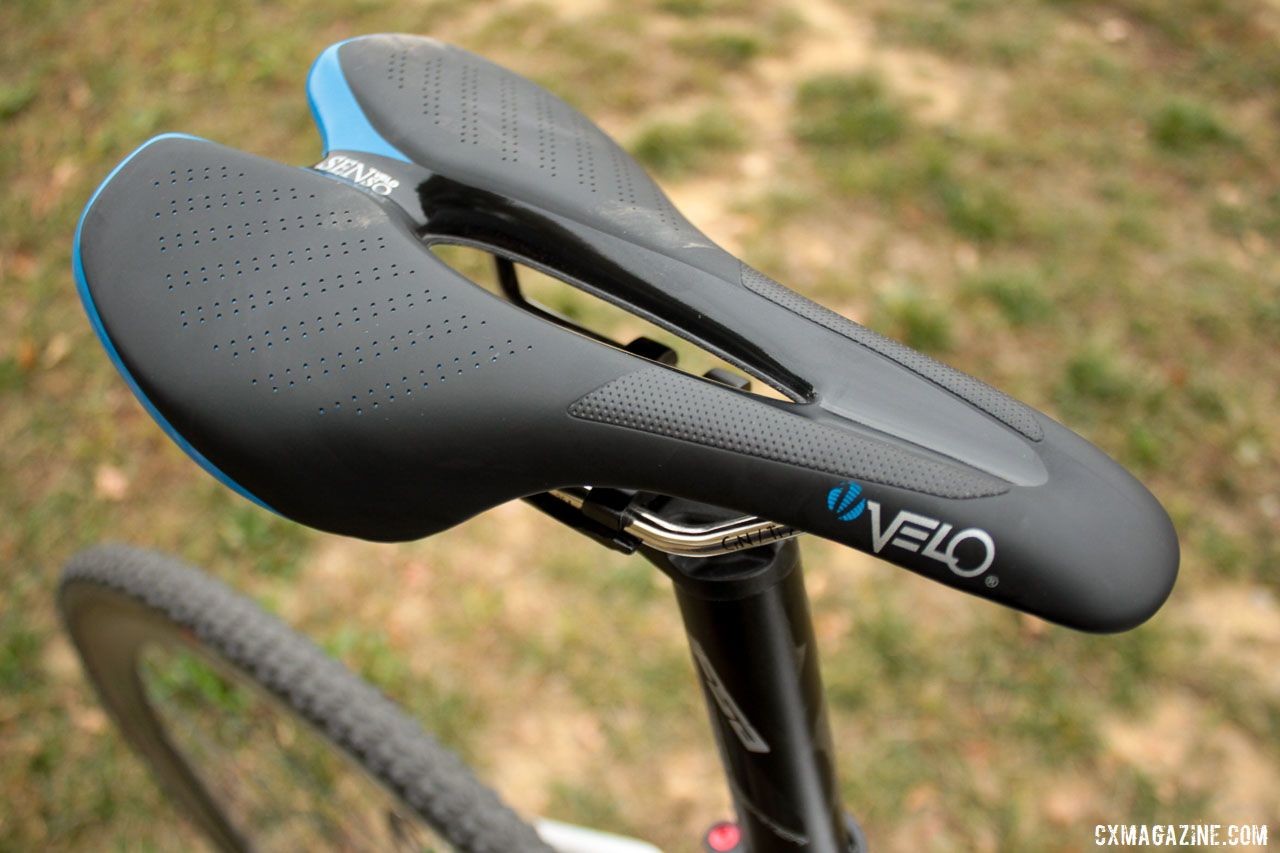 Brunner opted for a split Velo Senso saddle. Eric Brunner's Blue Norcross SL Cyclocross Bike. © B. Grant / Cyclocross Magazine